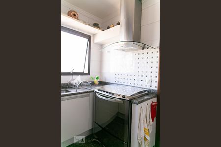 Apartamento à venda com 270m², 4 quartos e 3 vagas Apartamento à venda com 270m², 4 quartos e 3 vagasCozinha