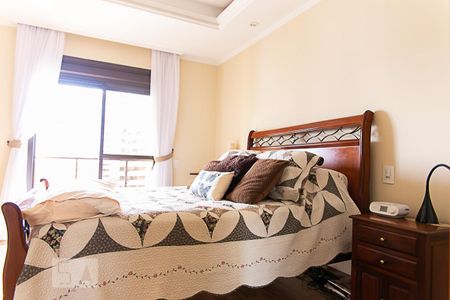 Apartamento à venda com 270m², 4 quartos e 3 vagas Apartamento à venda com 270m², 4 quartos e 3 vagasSuíte 4