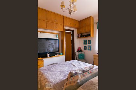 Apartamento à venda com 270m², 4 quartos e 3 vagas Apartamento à venda com 270m², 4 quartos e 3 vagasSuíte 2