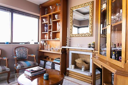 Apartamento à venda com 270m², 4 quartos e 3 vagas Apartamento à venda com 270m², 4 quartos e 3 vagasSala