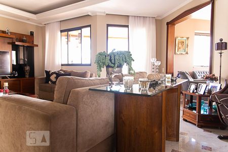 Sala de apartamento para alugar com 4 quartos, 270m² em Aclimação, São Paulo