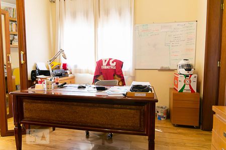 Apartamento à venda com 270m², 4 quartos e 3 vagas Apartamento à venda com 270m², 4 quartos e 3 vagasSuíte 3/Escritório