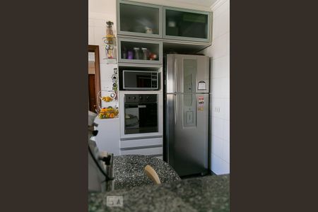 Apartamento à venda com 270m², 4 quartos e 3 vagas Apartamento à venda com 270m², 4 quartos e 3 vagasCozinha