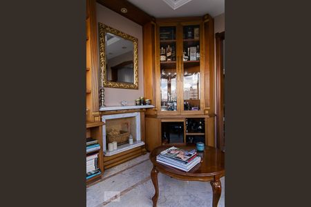 Apartamento à venda com 270m², 4 quartos e 3 vagas Apartamento à venda com 270m², 4 quartos e 3 vagasSala