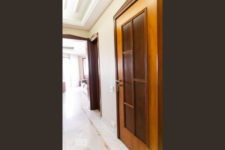Hall de Entrada de apartamento para alugar com 4 quartos, 270m² em Aclimação, São Paulo