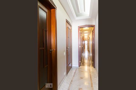 Hall de Entrada/Corredor de Apartamento com 4 quartos, 270m² Aclimação