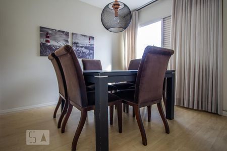 Sala de apartamento para alugar com 2 quartos, 115m² em Cerqueira César, São Paulo