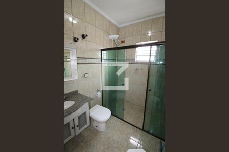 Casa à venda com 150m², 3 quartos e 1 vagaBanheiro