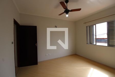 Casa à venda com 150m², 3 quartos e 1 vagaSuite