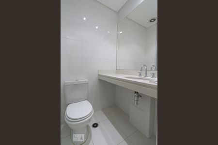 Banheiro Social de apartamento para alugar com 2 quartos, 63m² em Vila Cordeiro, São Paulo