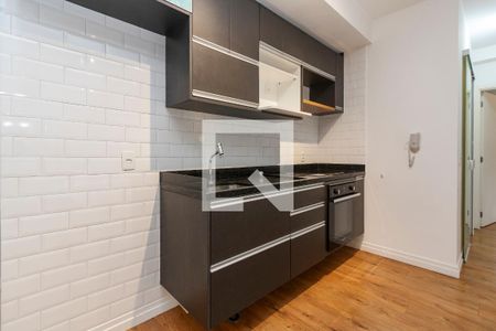 Sala/ Cozinha de apartamento para alugar com 2 quartos, 63m² em Vila Cordeiro, São Paulo
