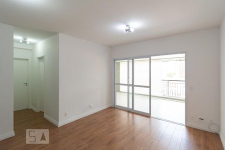 Sala / Cozinha de apartamento para alugar com 2 quartos, 63m² em Vila Cordeiro, São Paulo