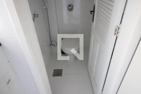 Apartamento à venda com 70m², 3 quartos e 1 vaga Apartamento à venda com 70m², 3 quartos e 1 vagaBanheiro de serviço