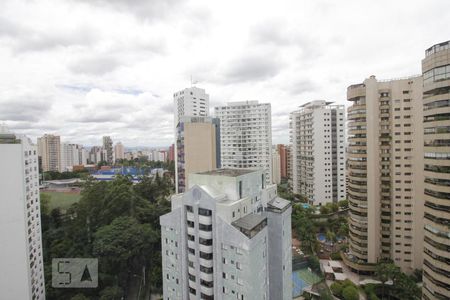 Vista do quarto de apartamento à venda com 2 quartos, 200m² em Vila Suzana, São Paulo