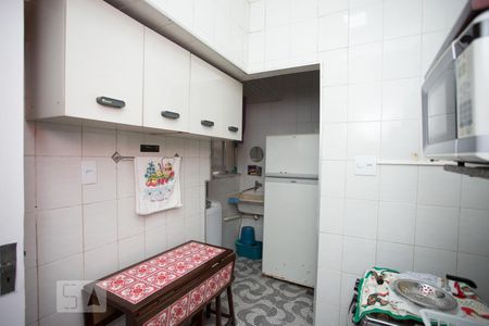 Cozinha de apartamento à venda com 1 quarto, 51m² em Copacabana, Rio de Janeiro