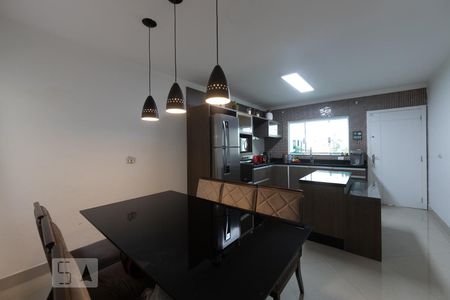 Cozinha de casa à venda com 3 quartos, 200m² em Vila Cleonice, São Paulo
