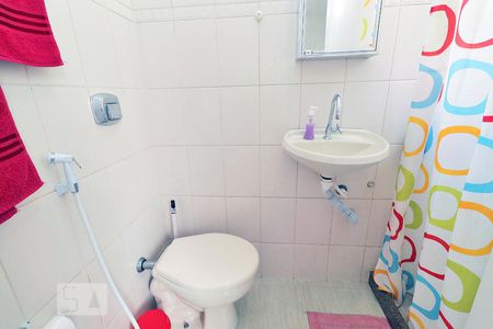 Banheiro. de kitnet/studio à venda com 1 quarto, 27m² em Copacabana, Rio de Janeiro
