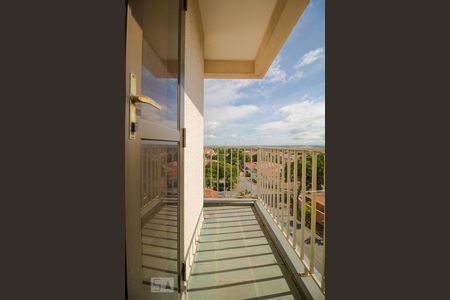 Sacada de apartamento para alugar com 3 quartos, 120m² em Parque São Quirino, Campinas