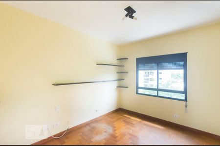 Apartamento à venda com 220m², 4 quartos e 4 vagasQuarto 03
