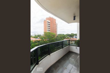 Apartamento à venda com 220m², 4 quartos e 4 vagasSacada