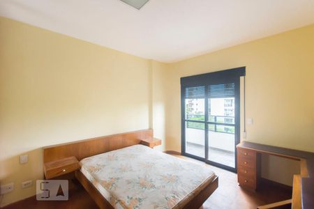 Apartamento à venda com 220m², 4 quartos e 4 vagasSuite