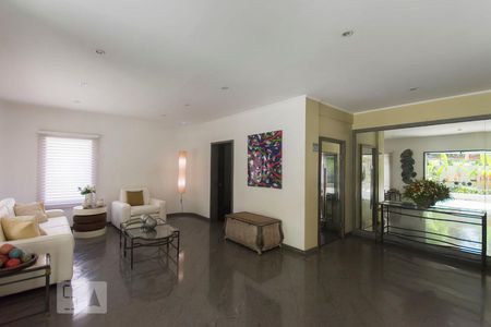 Apartamento à venda com 220m², 4 quartos e 4 vagasHall de entrada