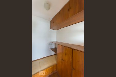 Apartamento à venda com 220m², 4 quartos e 4 vagasQuarto de serviço