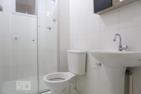 Banheiro de apartamento à venda com 2 quartos, 46m² em São Pedro, Osasco