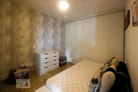 Apartamento à venda com 380m², 4 quartos e 1 vagaQuarto 2
