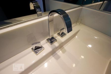 Apartamento à venda com 380m², 4 quartos e 1 vagaBanheiro Social