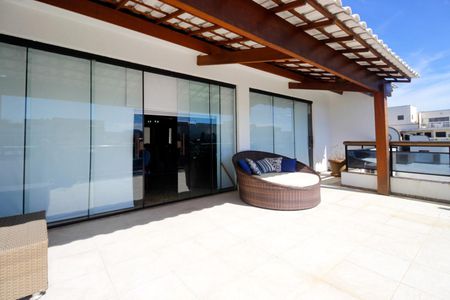 Apartamento à venda com 380m², 4 quartos e 1 vagaVaranda