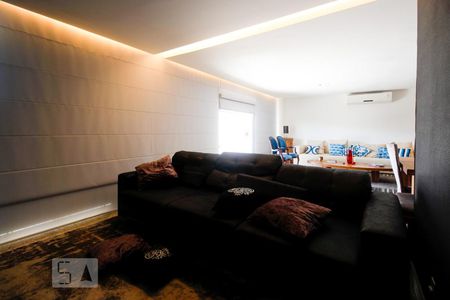 Sala de TV de apartamento à venda com 4 quartos, 380m² em Recreio dos Bandeirantes, Rio de Janeiro