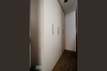 Apartamento à venda com 380m², 4 quartos e 1 vagaÁrea de Serviço