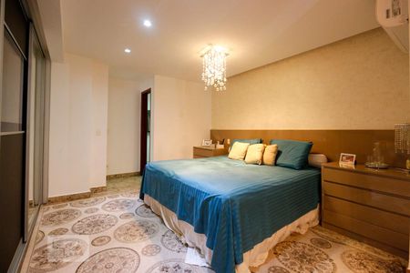 Apartamento à venda com 380m², 4 quartos e 1 vagaSuíte 2