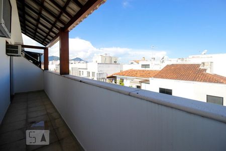 Apartamento à venda com 380m², 4 quartos e 1 vagaVaranda 2 piso