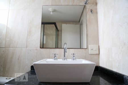 Apartamento para alugar com 72m², 3 quartos e 1 vaga Apartamento para alugar com 72m², 3 quartos e 1 vagaBanheiro da Suíte