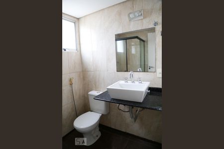 Apartamento para alugar com 72m², 3 quartos e 1 vaga Apartamento para alugar com 72m², 3 quartos e 1 vagaBanheiro da Suíte