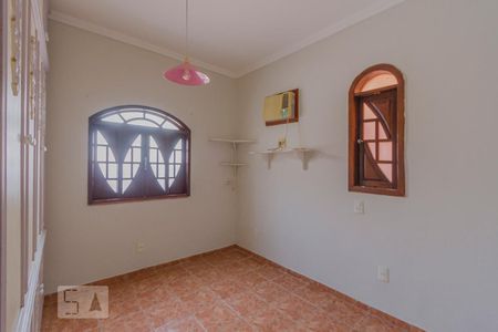 Quarto 1 - 1º Andar de casa à venda com 3 quartos, 165m² em Santa Rosa, Niterói