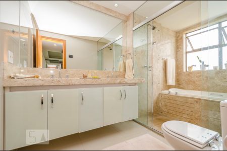 Banheiro Suíte master de apartamento à venda com 4 quartos, 201m² em Vila da Serra, Nova Lima