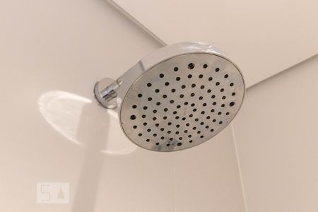 Apartamento para alugar com 66m², 2 quartos e 2 vagasBanheiro do Corredor