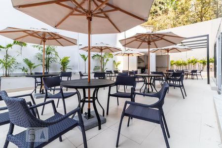 Apartamento para alugar com 66m², 2 quartos e 2 vagasÁrea Comum: Churrasqueira