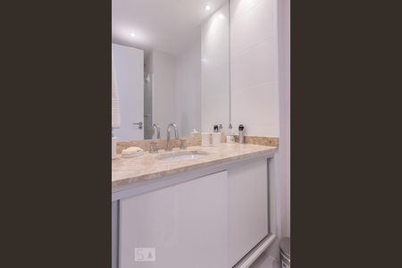 Apartamento à venda com 60m², 2 quartos e 1 vagaBanheiro Social