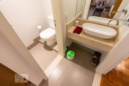 Apartamento para alugar com 67m², 2 quartos e 1 vagaBanheiro 02