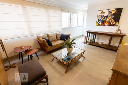 Apartamento para alugar com 67m², 2 quartos e 1 vagaSala