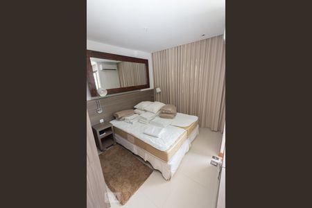 Quarto  de kitnet/studio para alugar com 1 quarto, 36m² em Jacarepaguá, Rio de Janeiro