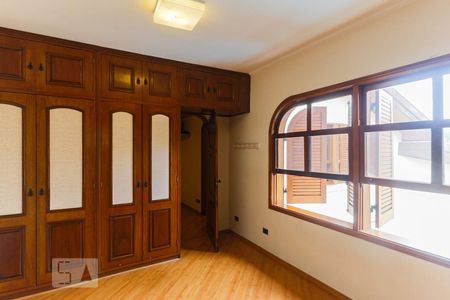 Casa à venda com 450m², 5 quartos e 6 vagasSuíte 5