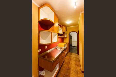 Casa à venda com 450m², 5 quartos e 6 vagasCozinha Salão 