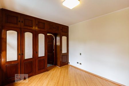 Casa à venda com 450m², 5 quartos e 6 vagasSuíte 5