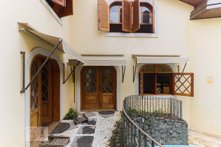 Casa à venda com 450m², 5 quartos e 6 vagasPiscina