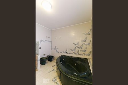 Casa à venda com 450m², 5 quartos e 6 vagasSuíte 3